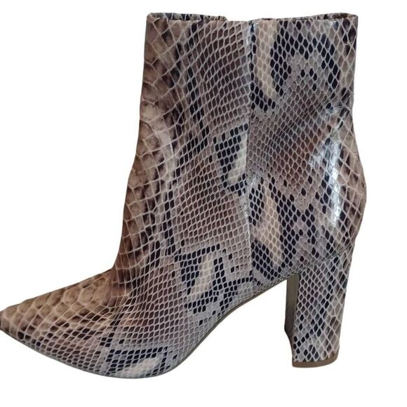 Marc Fisher Snakeskin Boots 8.5M - Picture 4 of 9